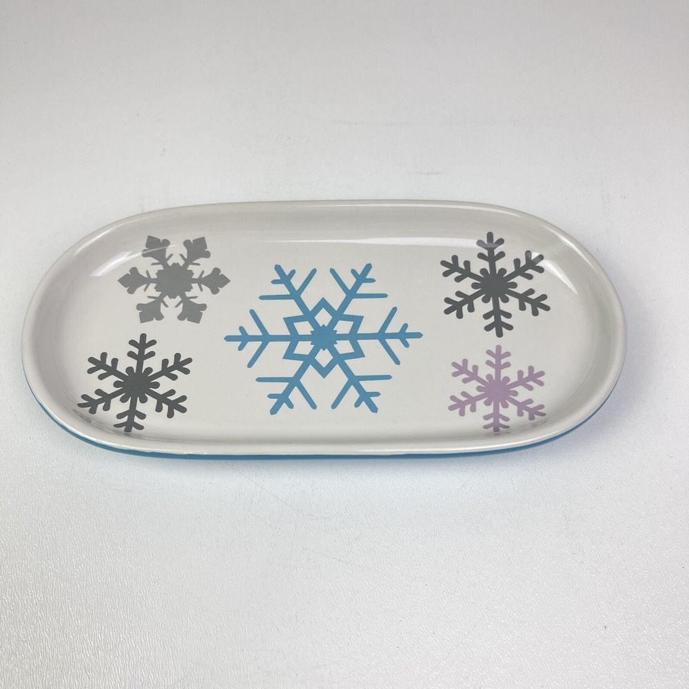 Temptations by Tara Retired Snowflake Pattern Platter 7x3 Pickle Dish